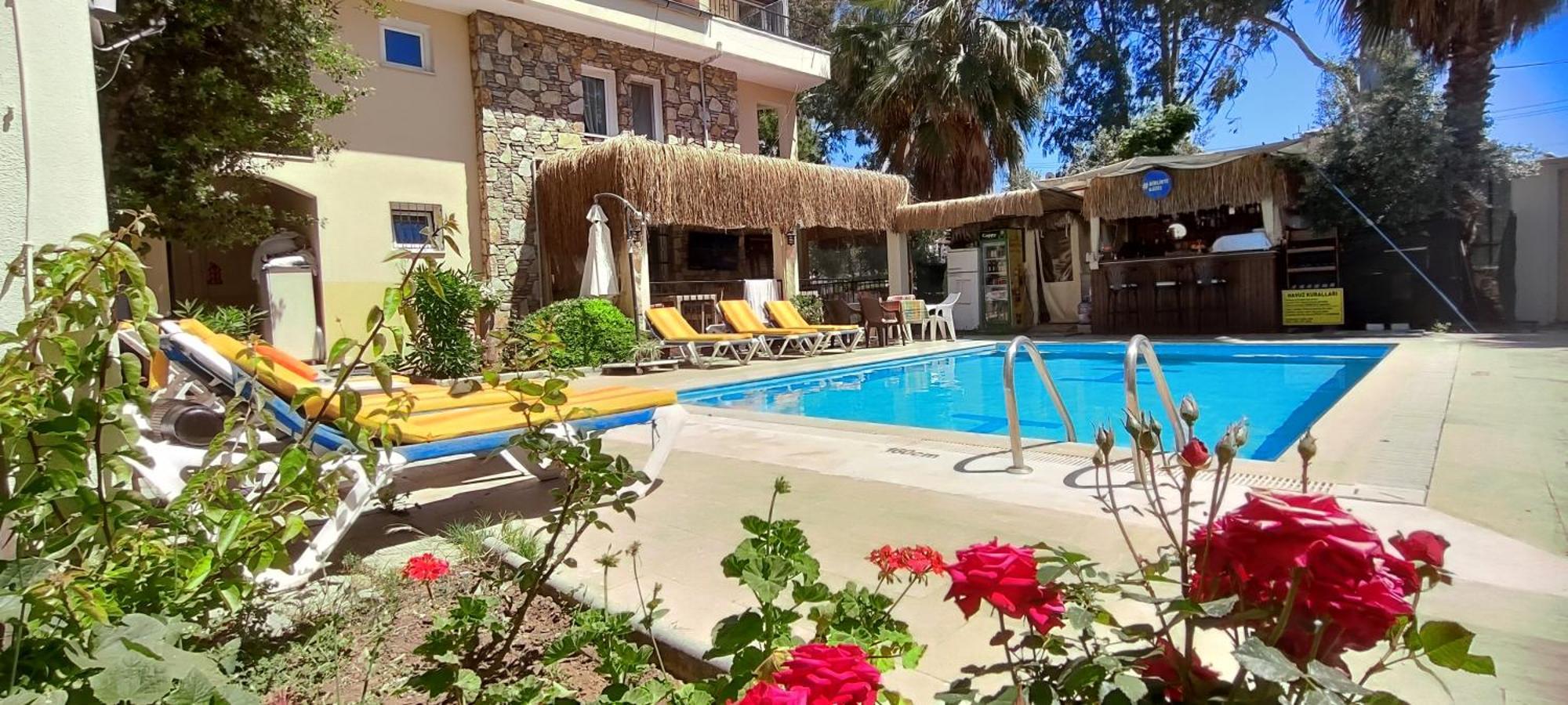 Cileks Apart Otel Фетие Екстериор снимка