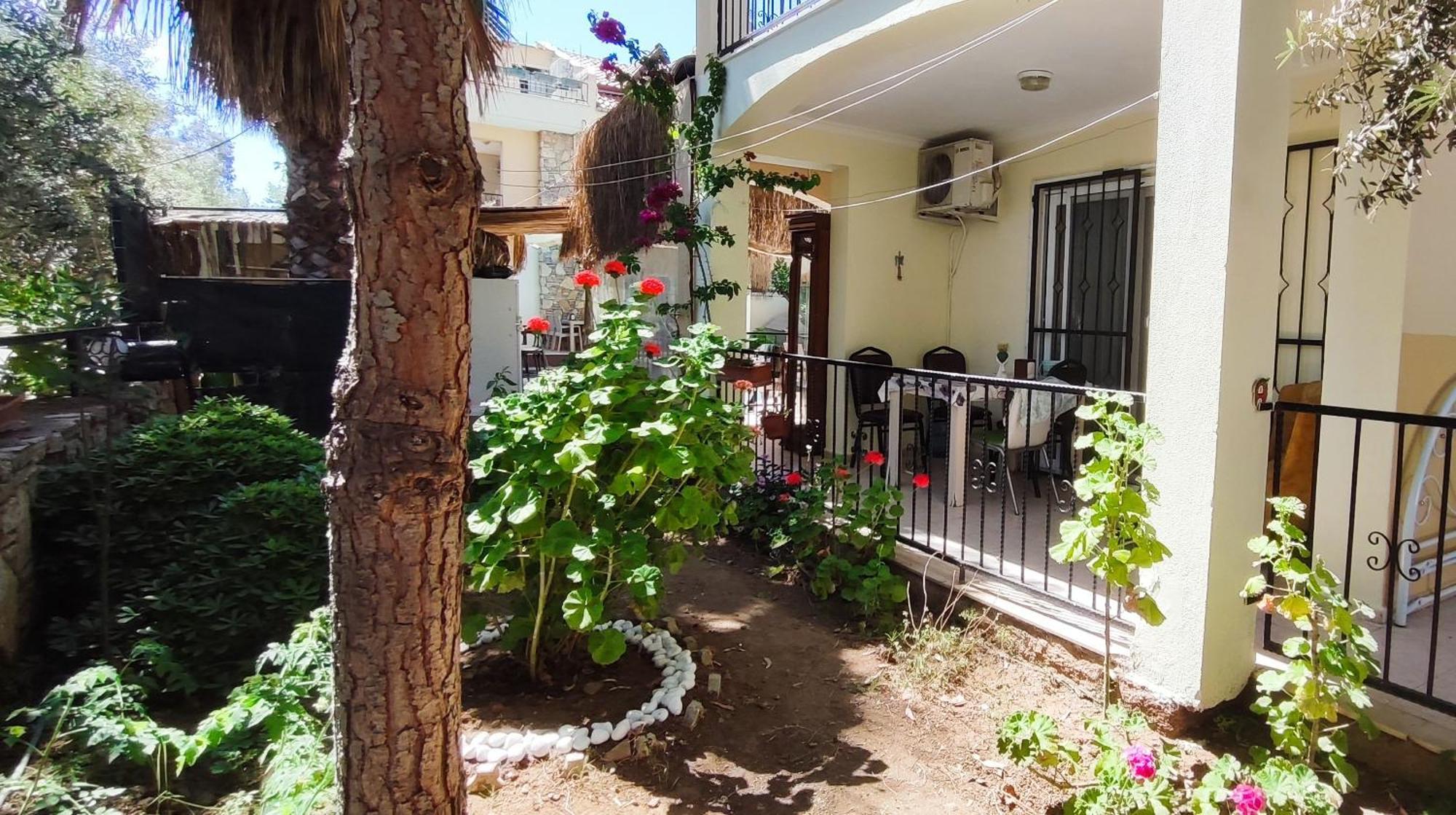 Cileks Apart Otel Фетие Екстериор снимка